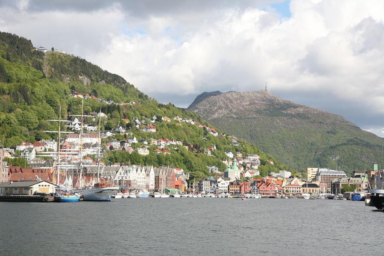 Inner City Center Bergen Bagian luar foto